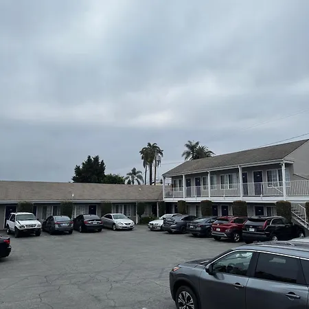 Friendship Motor Inn-3