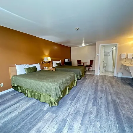 Royal Inn-2