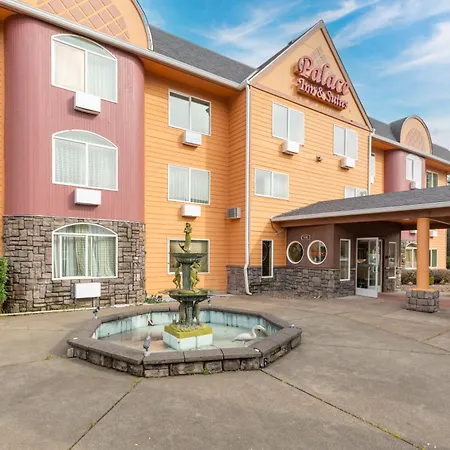 Palace Inn & Suites-3