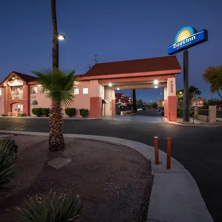 Days Inn By Wyndham Tucson Airport-3