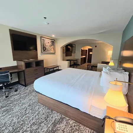 Best Western Casa Villa Suites-2