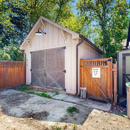 Pueblo Street Tiny Home-3