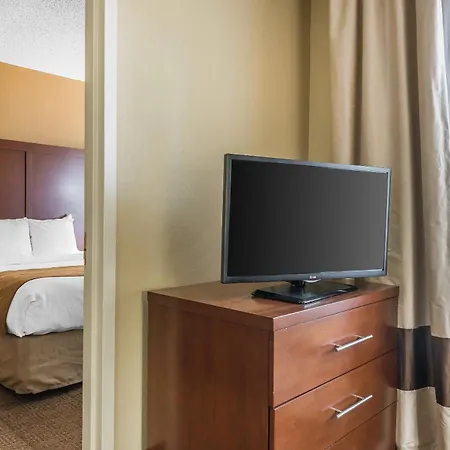 Comfort Suites Tamarac Sawgrass-2