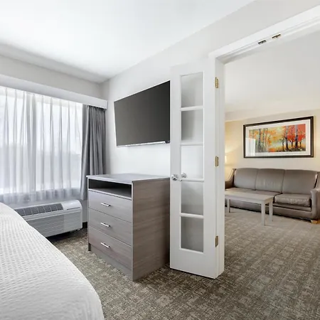Best Western Plus Windjammer Inn & Conference Center-3