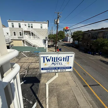 Twilight Motel-2