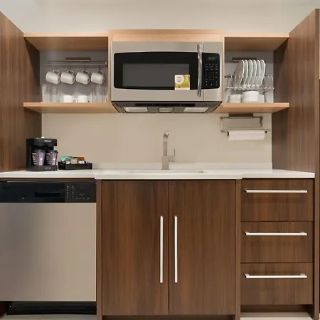 Home2 Suites By Hilton Newark Airport-2