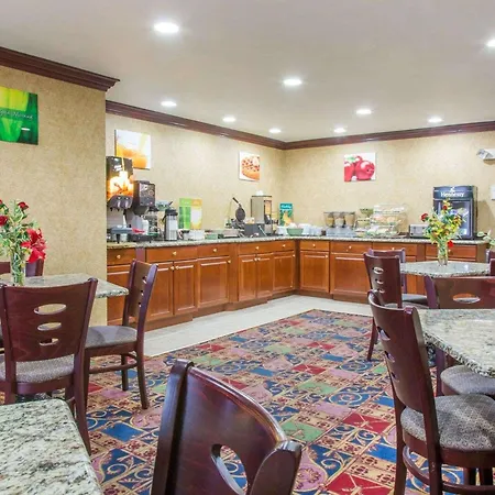 Quality Inn & Suites-3