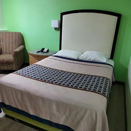 Value Inn & Suites Salina-3