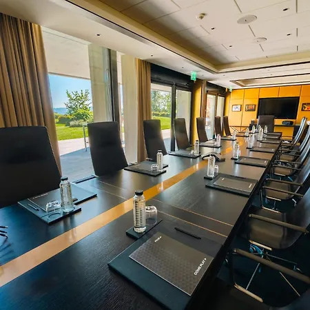 Five Zurich - Luxury City Resort-2