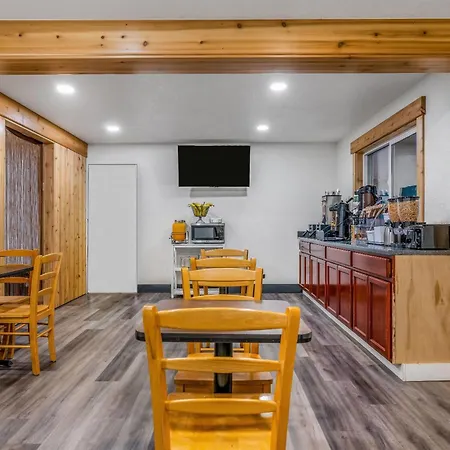 Super 8 By Wyndham Arcata-3