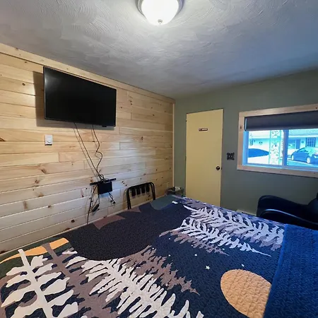 Cedars Motel-2