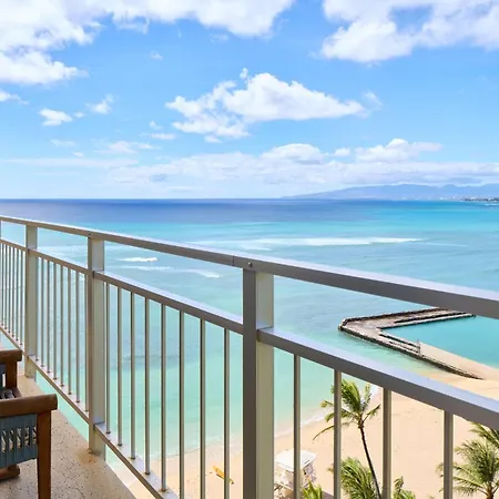 Kaimana Beach Hotel-3
