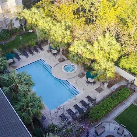 Courtyard Charleston Mount Pleasant-3