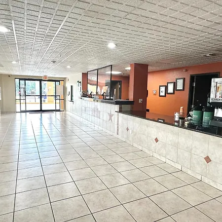 Quality Suites San Antonio Brooks City Base-3