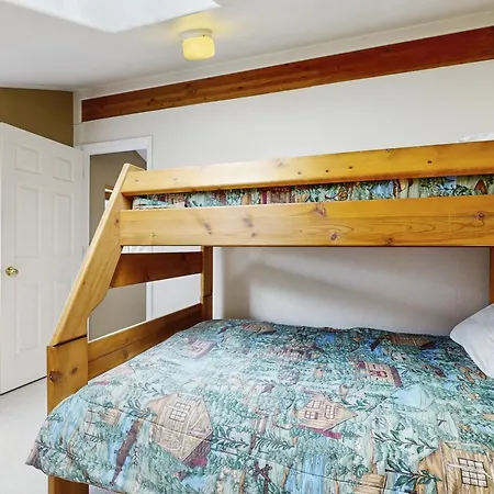 Aspen Village Condo #32-3