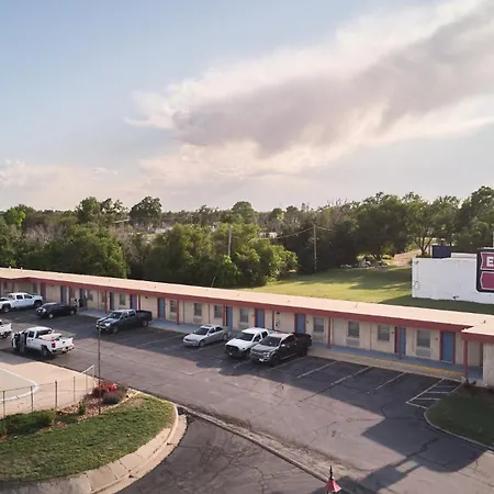 Economy Inn-3