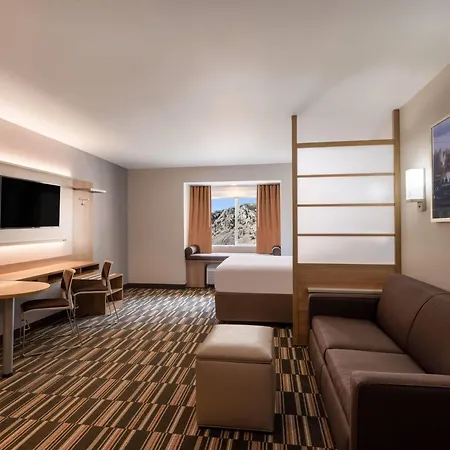 Microtel Inn & Suites By Wyndham Georgetown Lake-2