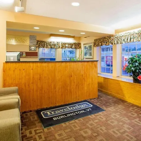 Travelodge By Wyndham South Burlington-3