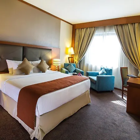Landmark Summit Hotel-3