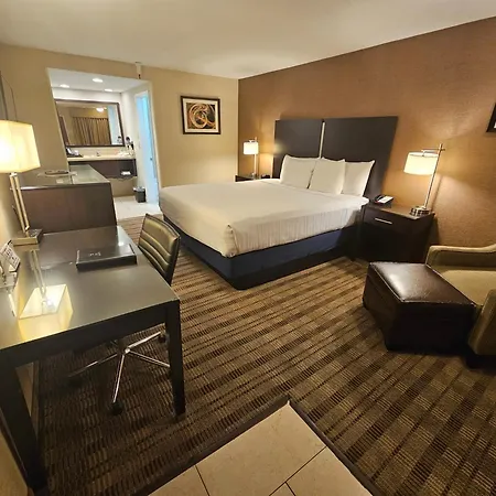 Best Western Pasadena Royale Inn & Suites-3