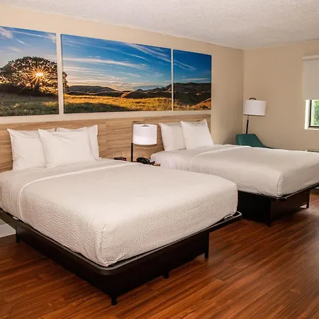 Days Inn And Suites By Wyndham Hammond, In-3