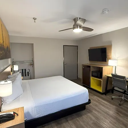 Days Inn By Wyndham Yuma-2