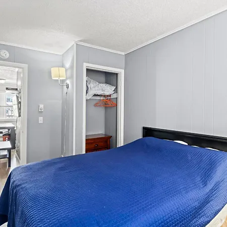 Sea Garden Motel-2