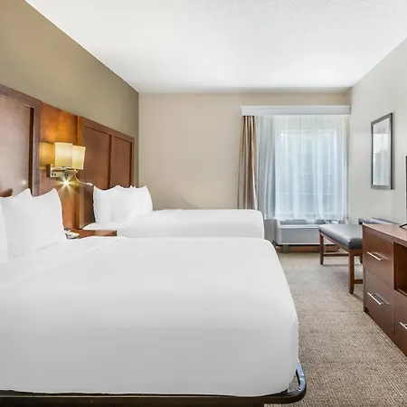 Comfort Suites Myrtle Beach Central-2