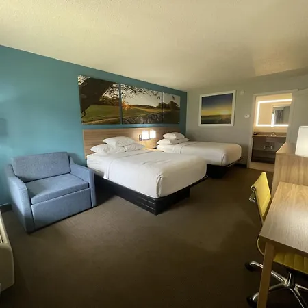 Days Inn & Suites By Wyndham York-3