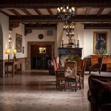 The Holland Hotel-2
