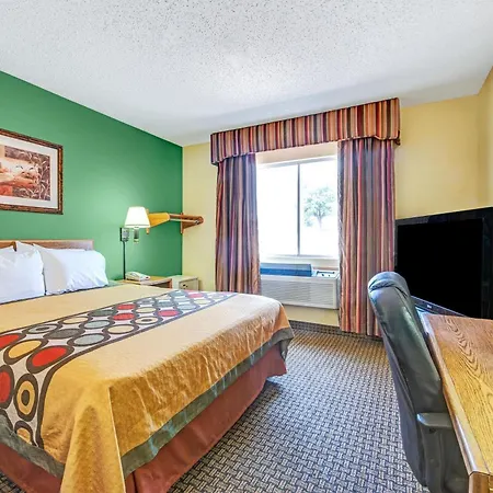 Super 8 By Wyndham Mckinney/Plano Area-2