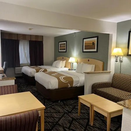 Quality Inn & Suites Loveland-2
