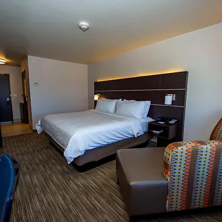 Holiday Inn Express & Suites - Colorado Springs Afa Northgate By Ihg-3
