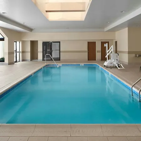 Courtyard By Marriott Annapolis-3