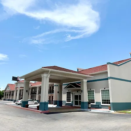 Quality Inn & Suites Greenville I-65-3