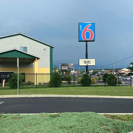 Motel 6 Lancaster-3