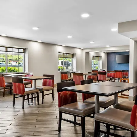 Comfort Inn & Suites Nashville Near Tanger Outlets I-24 Antioch-2