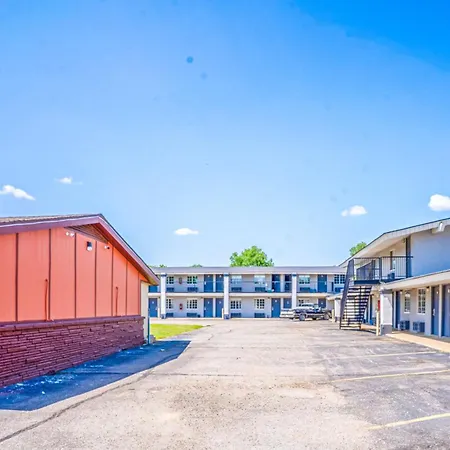 Deluxe Inn & Suites By Oyo Miami Ok-3