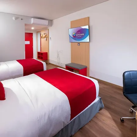 Ramada Encore By Wyndham Guadalajara Aeropuerto-3