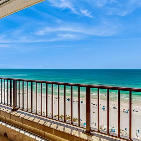 Breakers East 1203-2