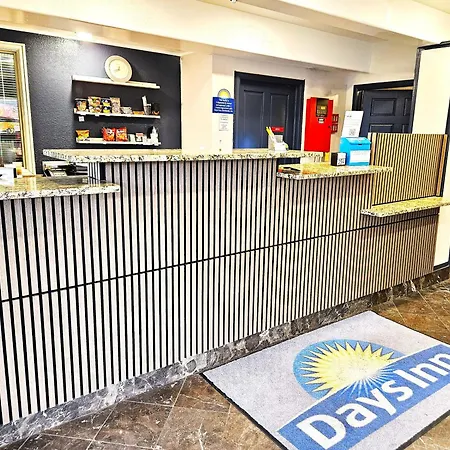 Days Inn By Wyndham Denver Downtown-3