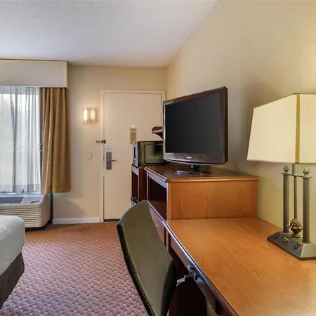 Best Western Hickory-3