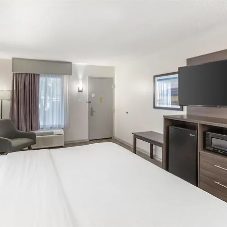Best Western Hickory-2