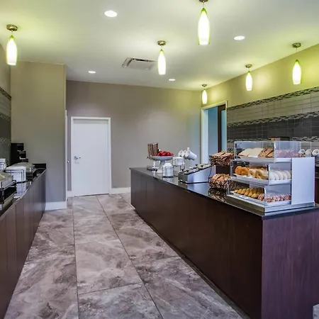 La Quinta By Wyndham Virginia Beach-2