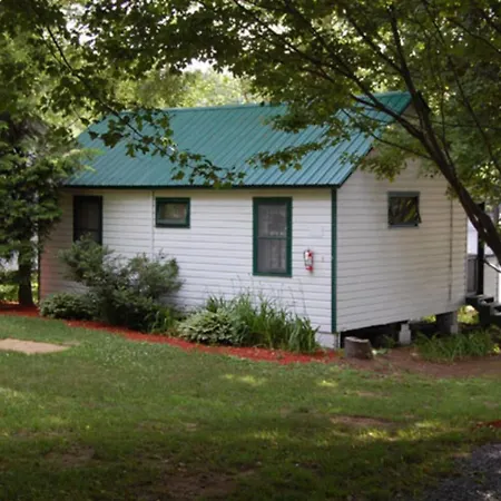 The Elms Waterfront Cottages-2
