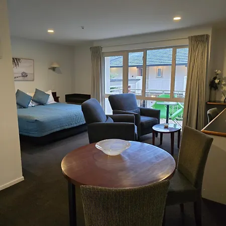 Cedar Grove Motor Lodge-3