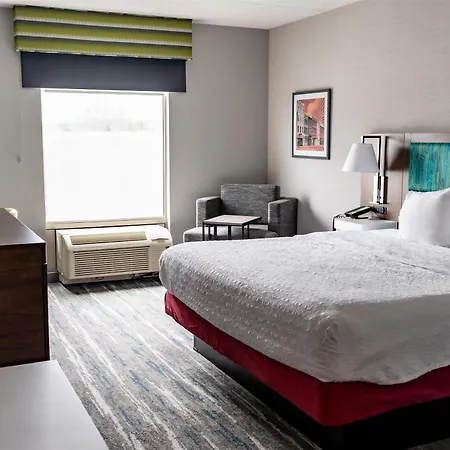 Hampton Inn & Suites Leesburg-2
