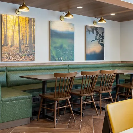 Fairfield By Marriott Inn & Suites Spokane Airport-2
