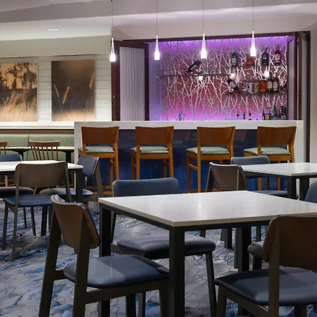 Fairfield Inn & Suites By Marriott Springfield Northampton/Amherst-2