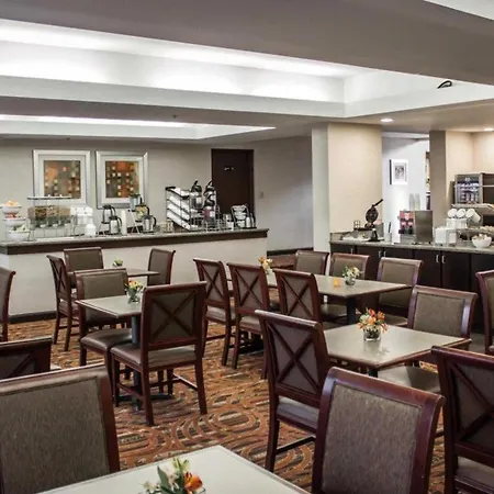 Quality Inn Dayton North - Vandalia-3